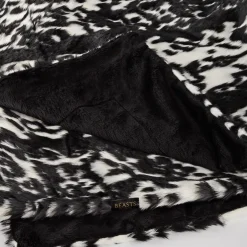 Sigikid Finde Dein Beast|Beasts Kuscheldecke Plusch, Schwarz/Weis
